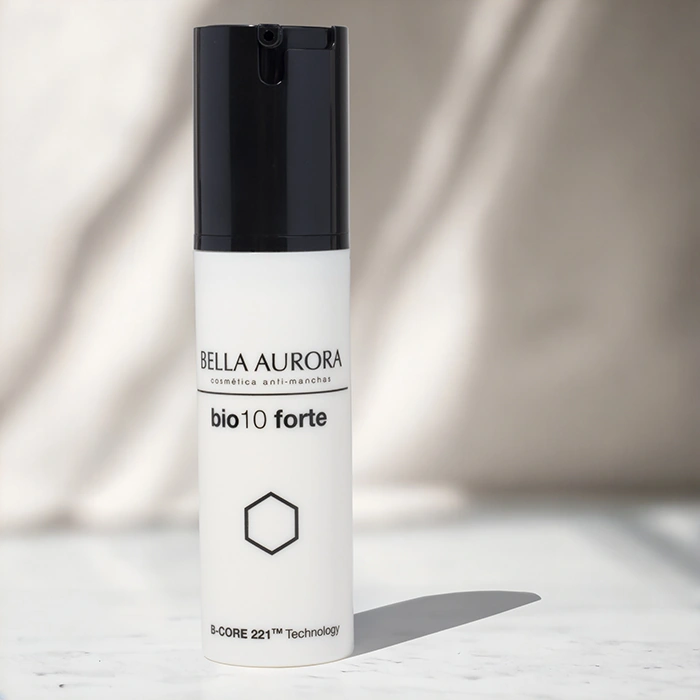 Bio10 forte Depigmentierendes Serum SPF20 für normale bis trockene Haut