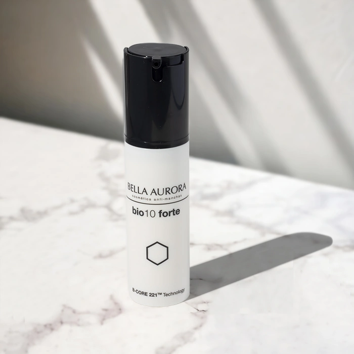 Bio10 forte Depigmentierendes Serum SPF20 für Mischhaut bis fettige Haut